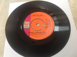 Creedence Clearwater Revival : Sweet Hitch-Hiker / Door To Door (7