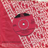 Nancy Sinatra : These Boots Are Made For Walkin' (7", Mono)