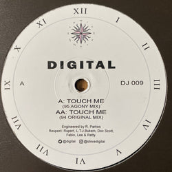 Digital : Touch Me (12