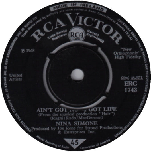 Nina Simone : Ain't Got No - I Got Life (7